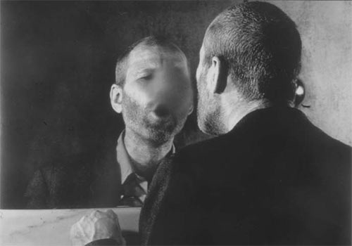AppeltDDerFleck Dieter Appelt, ”Der Fleck auf dem Spiegel,den der Atemhauch schafft”,1977, photography