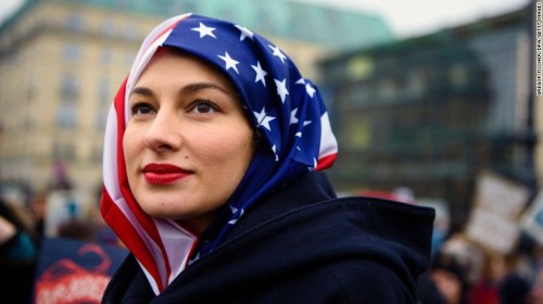 170121160536-01-womens-march-berlin-exlarge-169